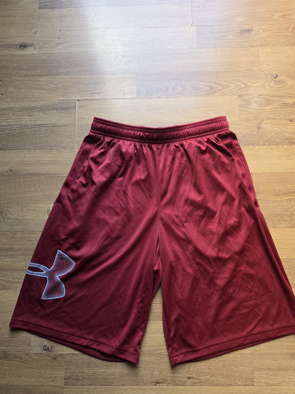 Under Armour Men's Red Performance Athletic Shorts